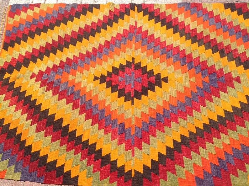 Vintage Handwoven Turkish Wool Rug 190cm x 137cm