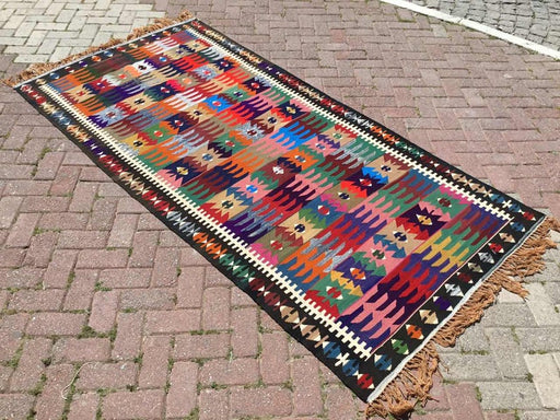 Vintage käsinkudottu turkkilainen villamatto 254cm x 128cm