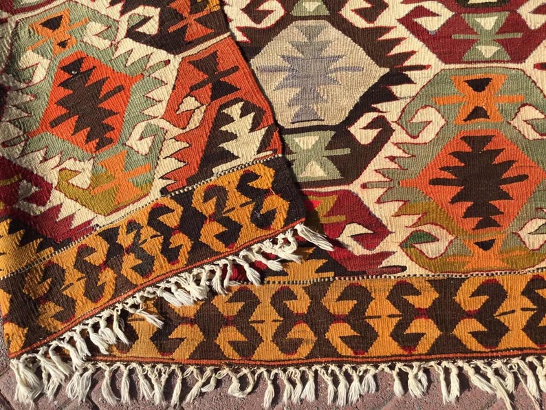 Vintage Handwoven Turkish Wool Rug 269cm x 163cm
