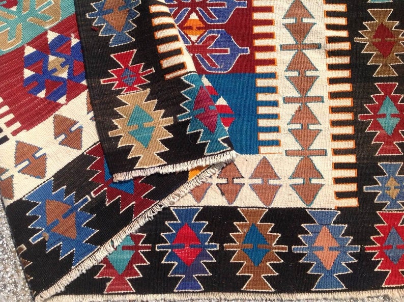 Vintage Handwoven Wool Rug 264cm x 178cm from Turkey