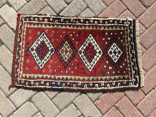 Vintage Handwoven Yahyali Turkish Rug 92cm x 49cm
