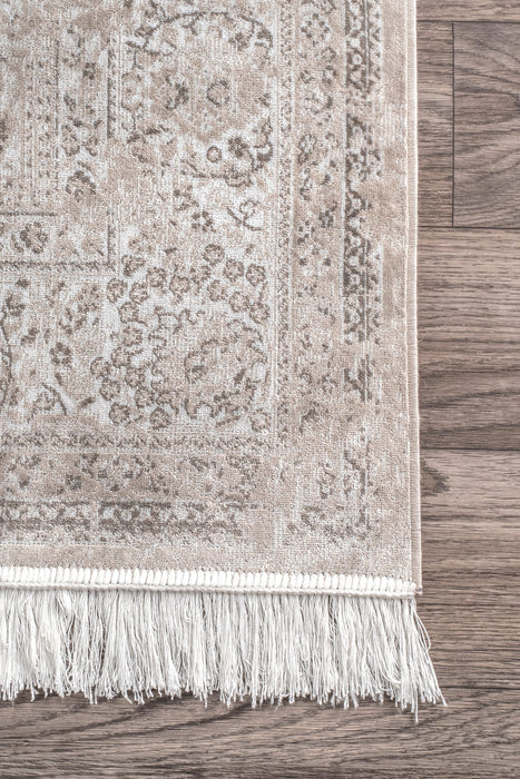 Tappeto con frange di ispirazione vintage in beige