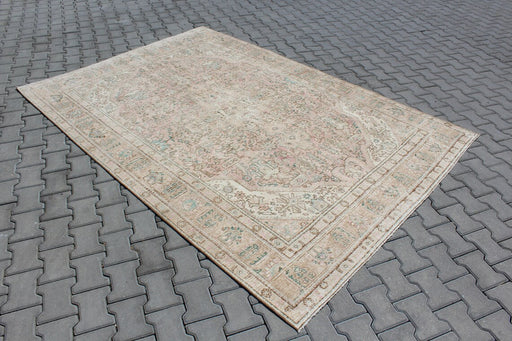 Tappeto turco vintage Isparta 196 cm x 279 cm annodato a mano