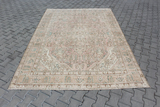 Tappeto turco vintage Isparta 196 cm x 279 cm annodato a mano