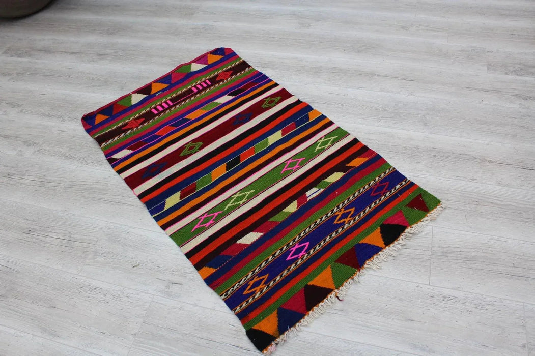 Vintage Kilim Rug 116cm x 69cm Turkish Design #228
