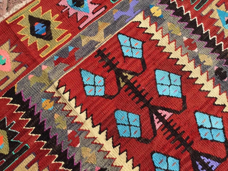 Vintage Kilim Rug 122cm x 85cm Western Turkey Handcrafted