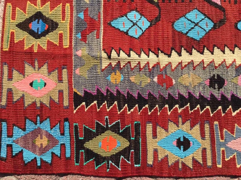 Vintage Kilim Rug 122cm x 85cm Western Turkey Handcrafted