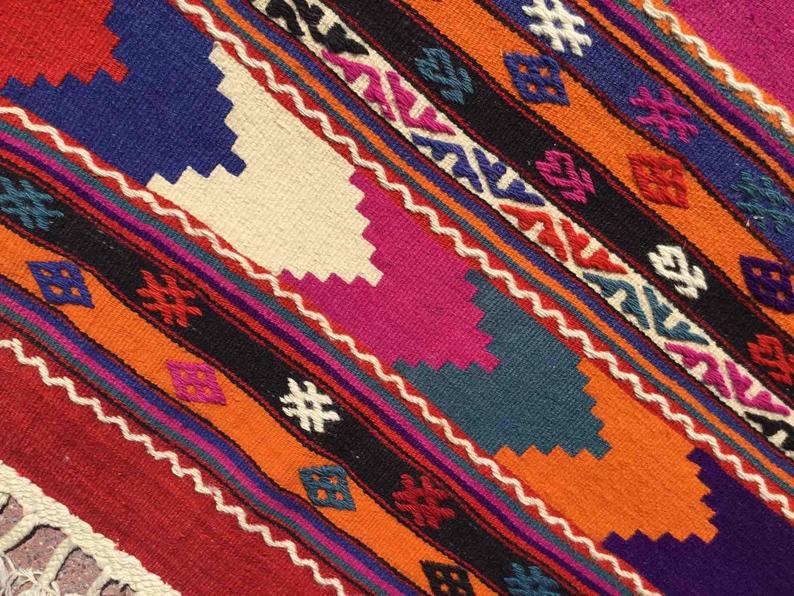 Vintage Kilim Rug 122cm x 92cm Western Turkey 45 Years Old