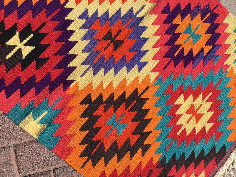 Vintage Kilim Rug 125cm x 88cm Made In Western Turkey