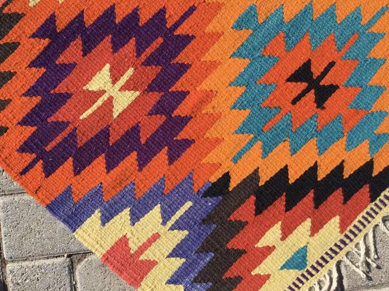 Vintage Kilim Rug 125cm x 88cm Made In Western Turkey