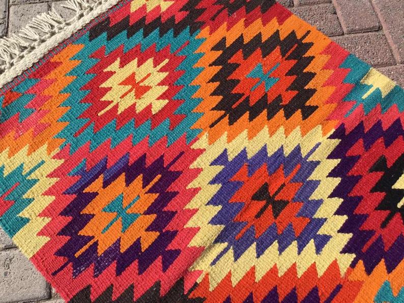 Vintage Kilim Rug 125cm x 88cm Made In Western Turkey