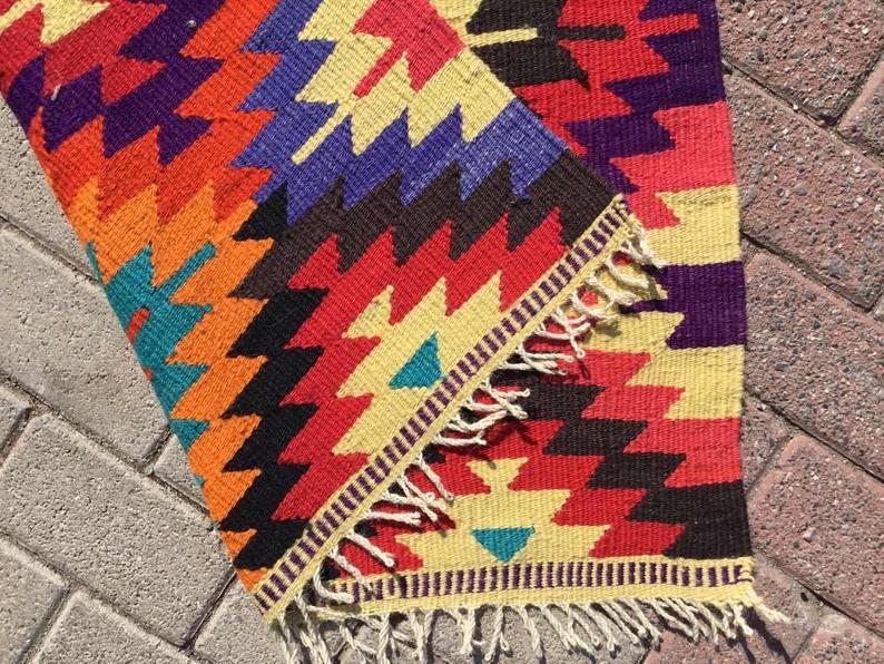 Vintage Kilim Rug 125cm x 88cm Made In Western Turkey