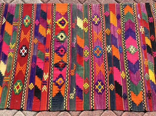 Vintage Kilim Rug 128cm x 76cm Handmade from Turkey