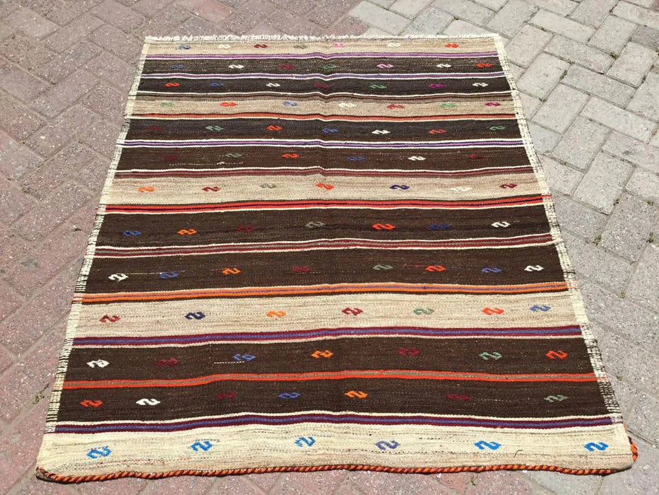 Vintage Kilim Rug 133cm x 114cm Handmade in Turkey
