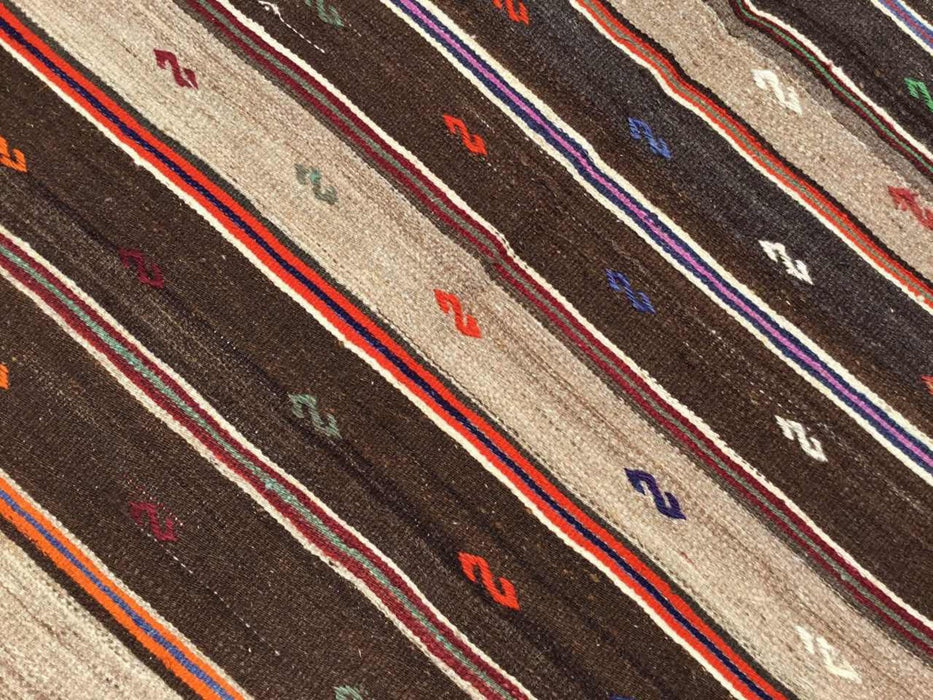 Vintage Kilim Rug 133cm x 114cm Handmade in Turkey