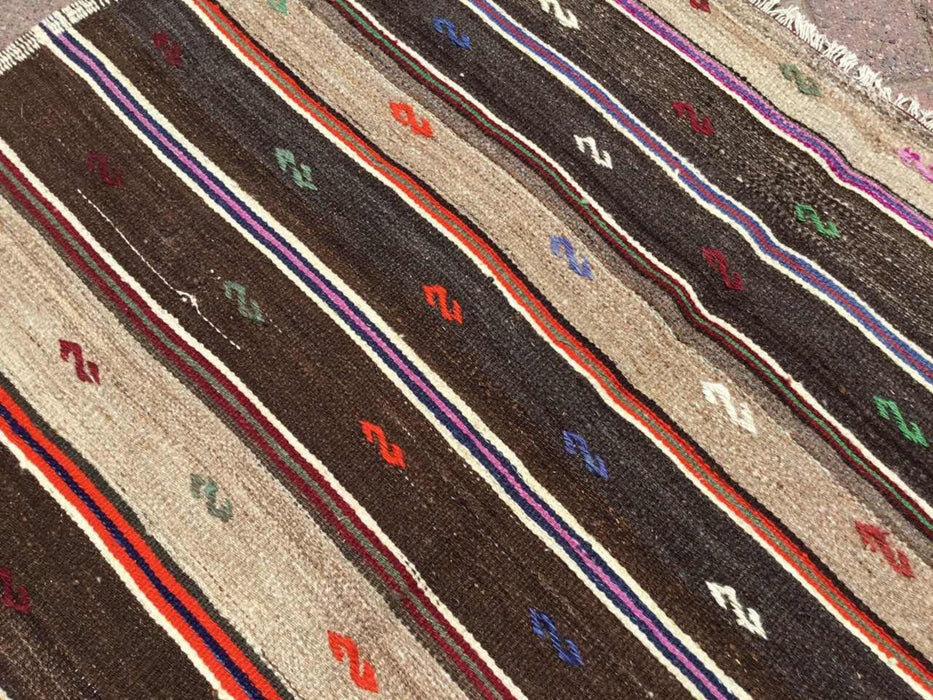 Vintage Kilim Rug 133cm x 114cm Handmade in Turkey