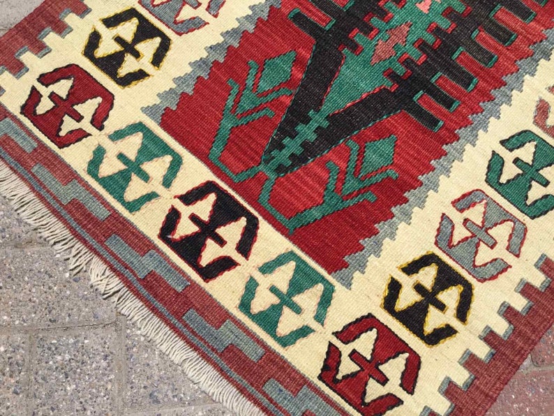 Vintage Kilim Rug 134cm x 80cm Western Turkey