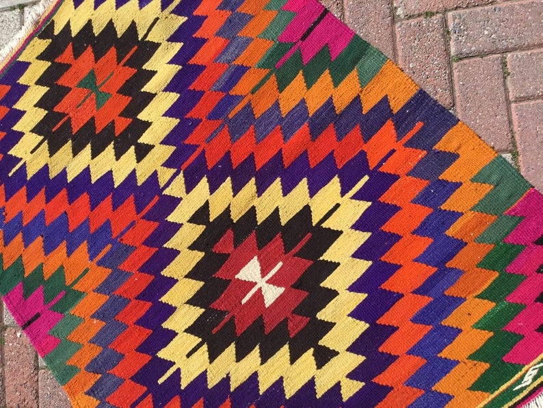 Vintage Kilim Rug 137cm x 107cm Made In Turkey