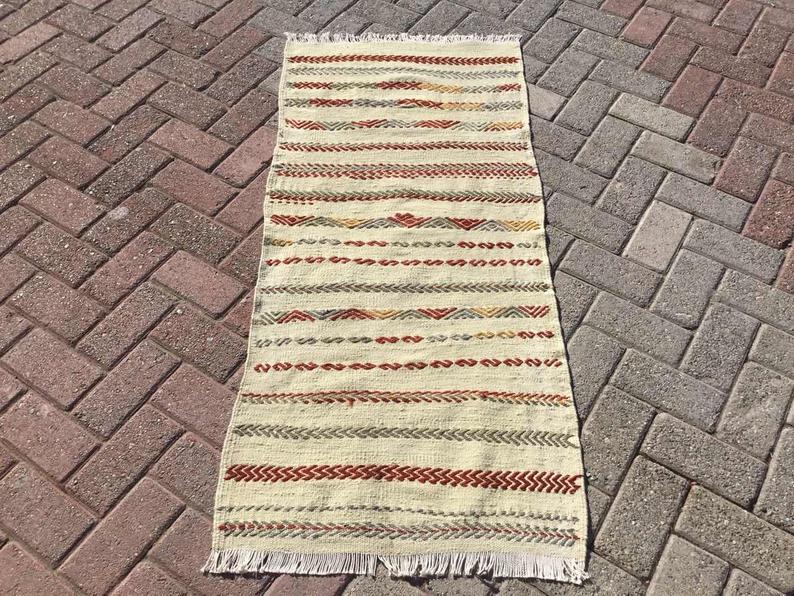 Vintage Kilim Rug 137cm x 62cm Turkish Design