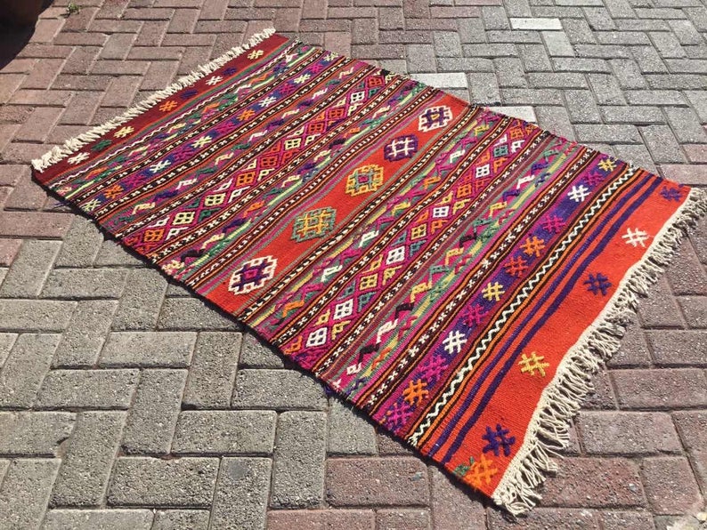 Vintage Kilim Rug 150cm x 111cm Handmade Western Turkey