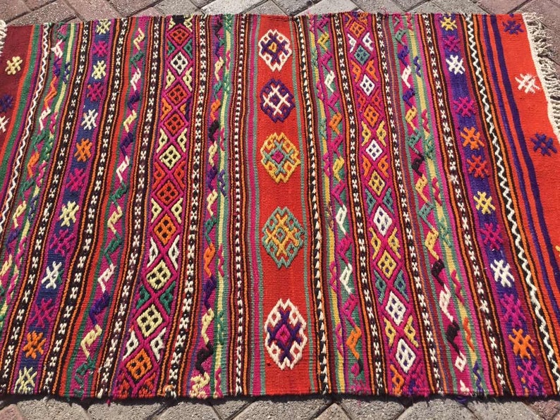 Vintage Kilim Rug 150cm x 111cm Handmade Western Turkey
