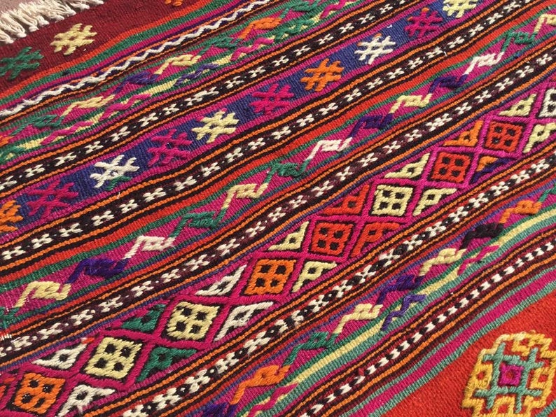 Vintage Kilim Rug 150cm x 111cm Handmade Western Turkey