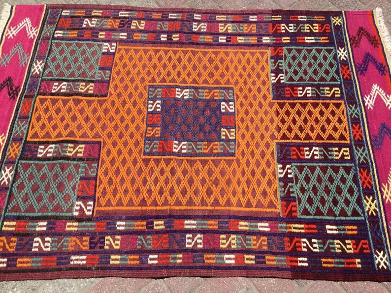 Vintage Kilim Rug 152Cm X 106Cm Turkish Design
