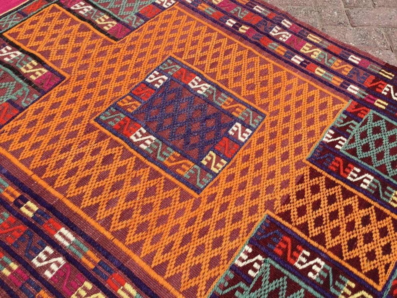 Vintage Kilim Rug 152Cm X 106Cm Turkish Design