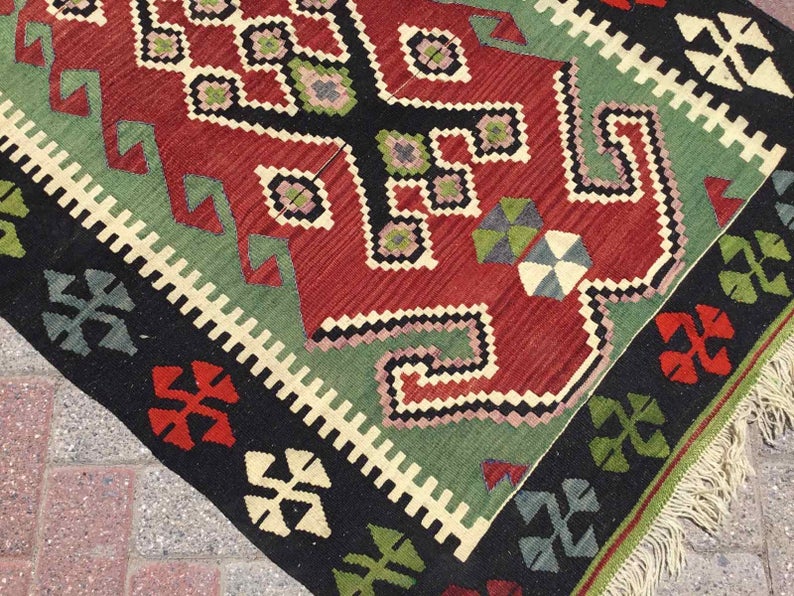 Vintage Kilim Rug 153cm x 98cm Handmade Turkey