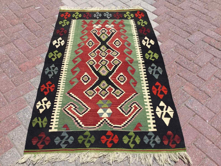 Vintage Kilim Rug 153cm x 98cm Handmade Turkey