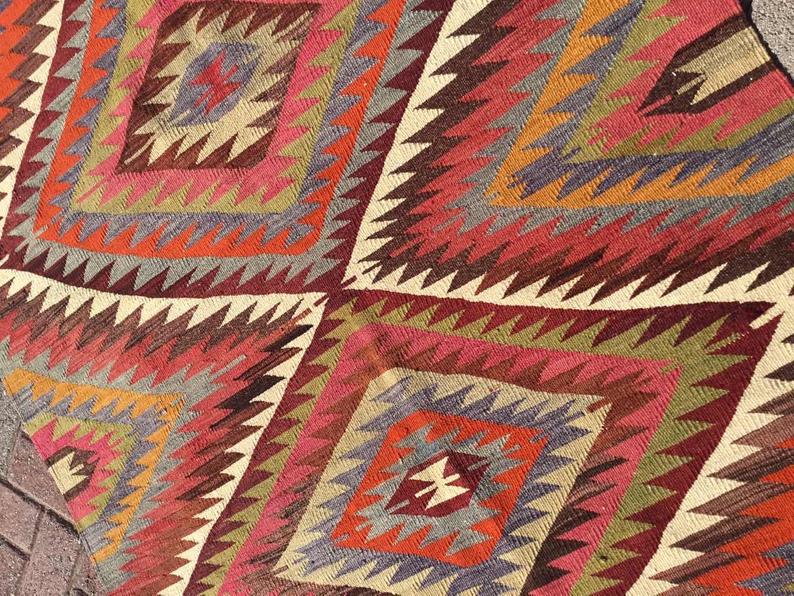 Vintage Kilim Rug 156cm x 122cm Turkish Handwoven Design
