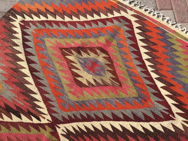 Vintage Kilim Rug 156cm x 122cm Turkish Handwoven Design