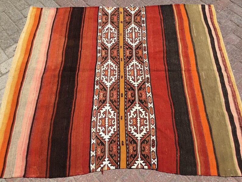 Vintage Kilim Rug 164cm x 137cm From Western Turkey