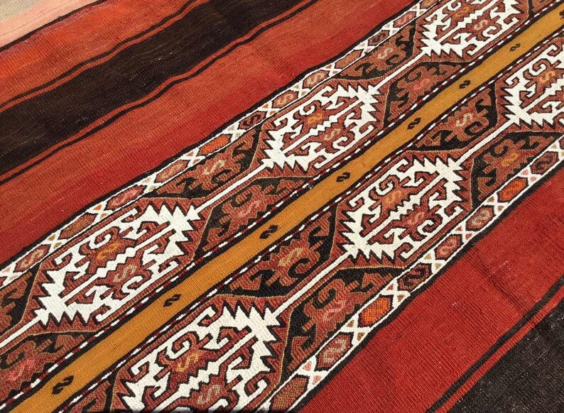 Vintage Kilim Rug 164cm x 137cm From Western Turkey