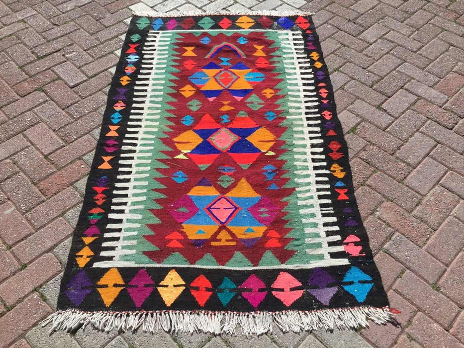 Vintage Kilim Rug 171cm x 105cm Handmade Turkish Textile