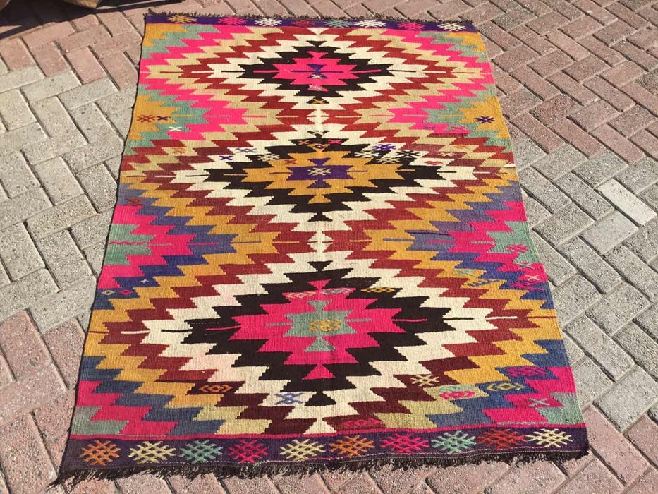 Vintage Kilim Rug 184cm x 136cm From Western Turkey