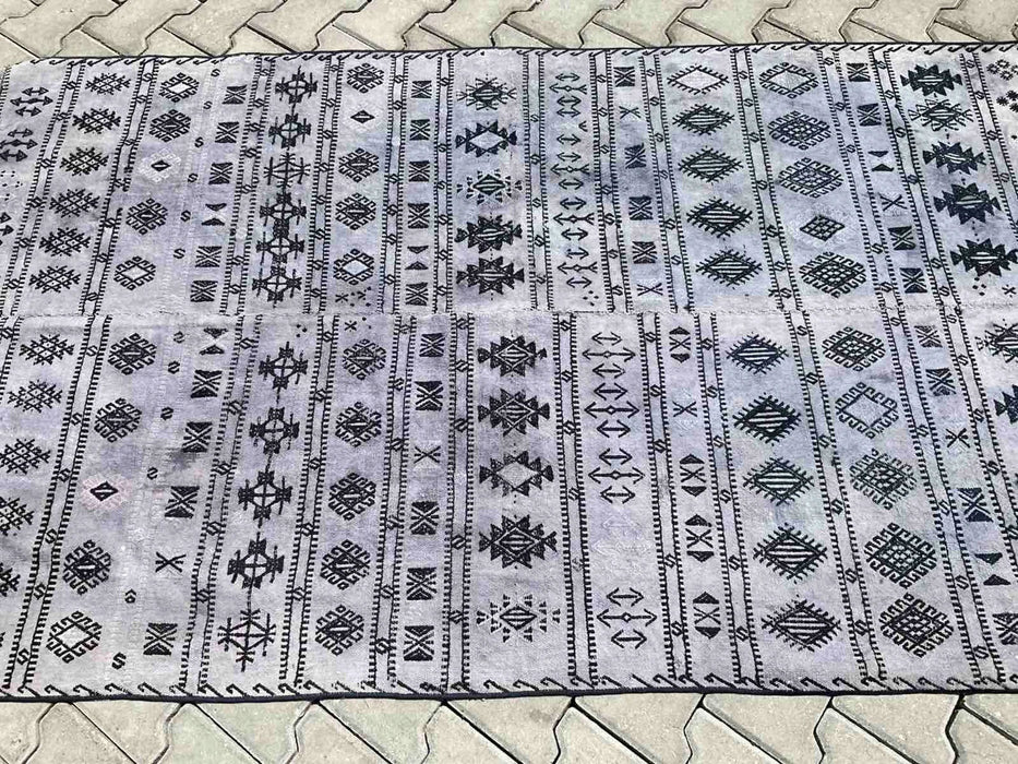 Vintage Kilim -matto 199cm x 120cm Käsintehty Anatoliasta