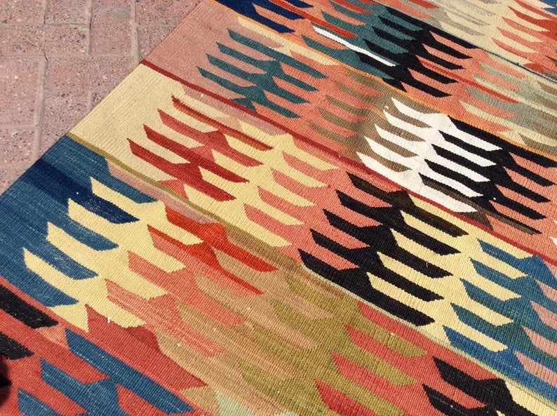 Vintage Kilim Rug 204cm x 132cm Hand Made From Turkey