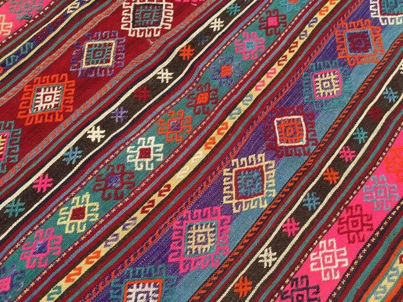 Vintage Kilim -matto 230cm x 146cm Länsi-Turkki