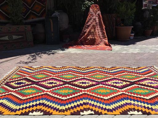 Tappeto Kilim vintage 242 cm x 133 cm in lana filata a mano