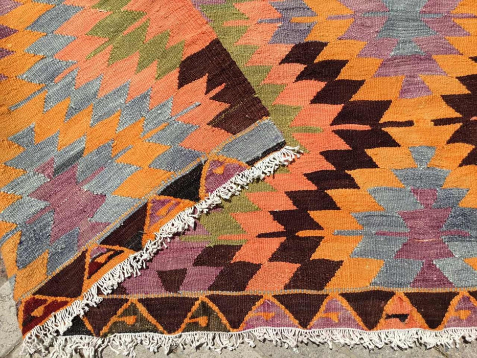 Vintage Kilim -matto 248x180 cm käsin kehrätty villapuuvilla