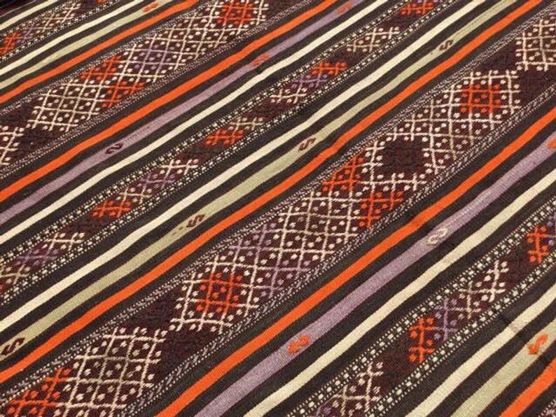 Vintage Kilim Rug 251cm x 162cm Made in Turkey