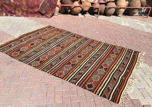 Vintage Kilim Rug 251cm x 162cm laget i Tyrkia