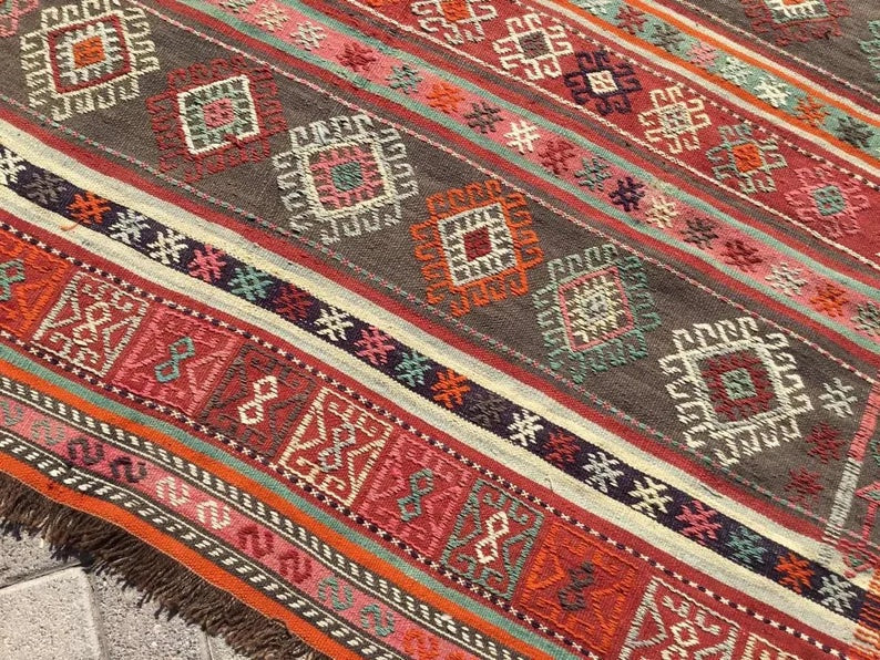 Vintage Kilim -matto 255cm x 161cm Käsintehty turkkilainen villa