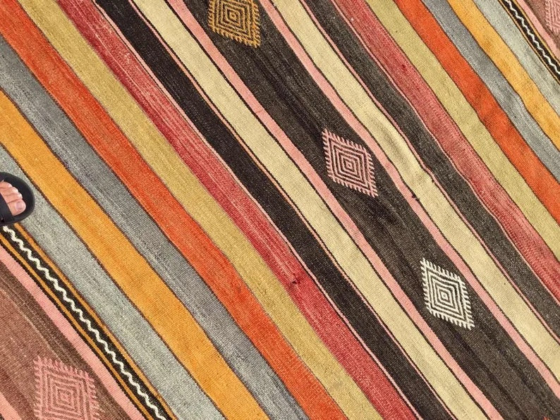 Vintage Kilim Rug 258cm x 177cm Hand Spun Wool Turkey