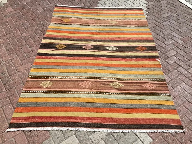 Vintage Kilim Rug 258cm x 177cm Hand Spun Wool Turkey