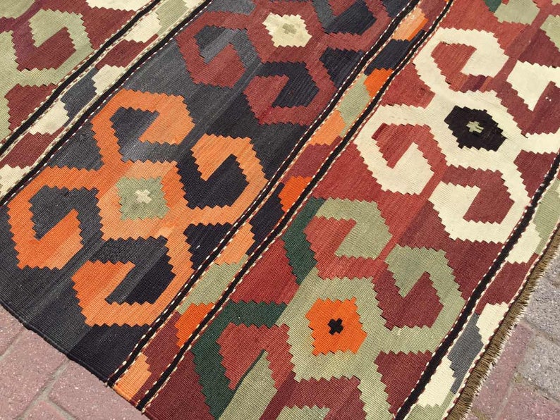 Vintage Kilim -matto 259 x 172 cm käsin kehrätty villapuuvilla