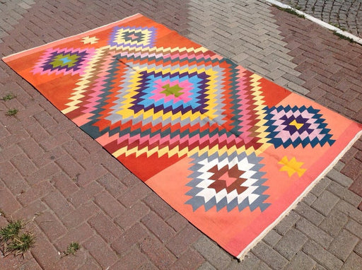 Vintage Kilim -matto 266cm x 158cm käsinkudottua villapuuvillaa