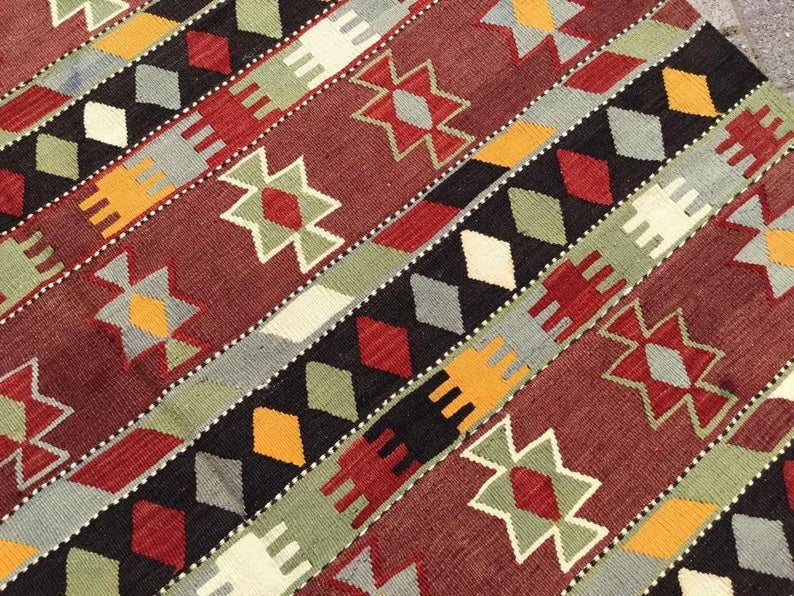 Vintage Kilim Rug 267cm x 175cm Handwoven Wool Turkey