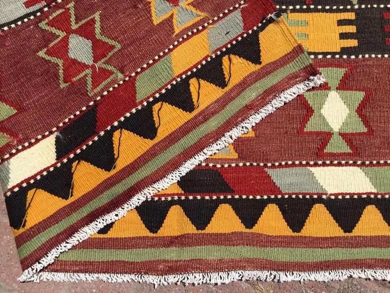 Vintage Kilim Rug 267cm x 175cm Handwoven Wool Turkey